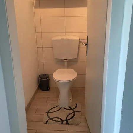 Haus Im Gruenen بيت للعطل باد زل