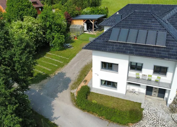 Haus Im Gruenen * Bad Zell